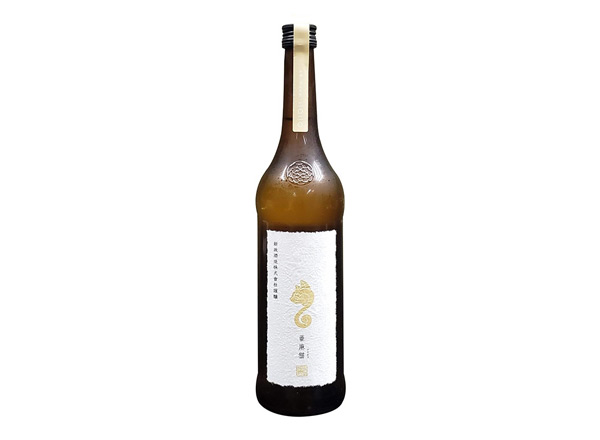 青岛日本清酒回收新政亚麻猫清酒新政酒造行情价格